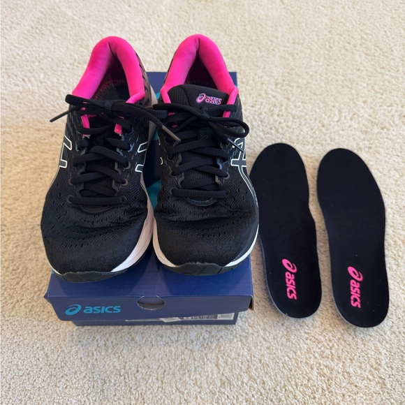 Asics Gel-Cumulus 22 Black and Pink - Picture 1 of 9